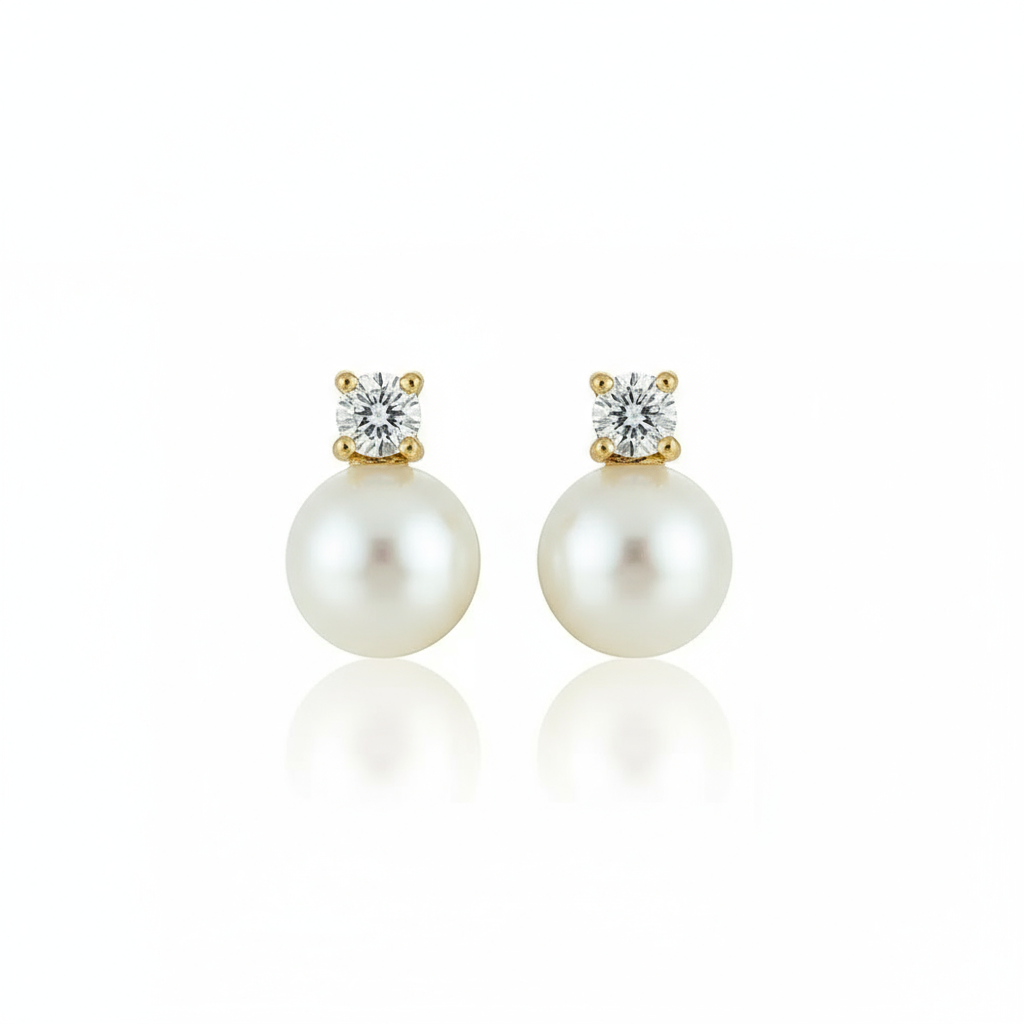 Love Unbound Freshwater Pearl Stud Earrings with Brilliant Stones in 18K Gold Vermeil