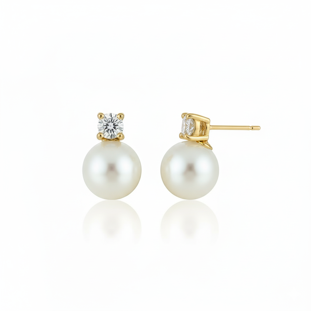 Love Unbound Freshwater Pearl Stud Earrings with Brilliant Stones in 18K Gold Vermeil
