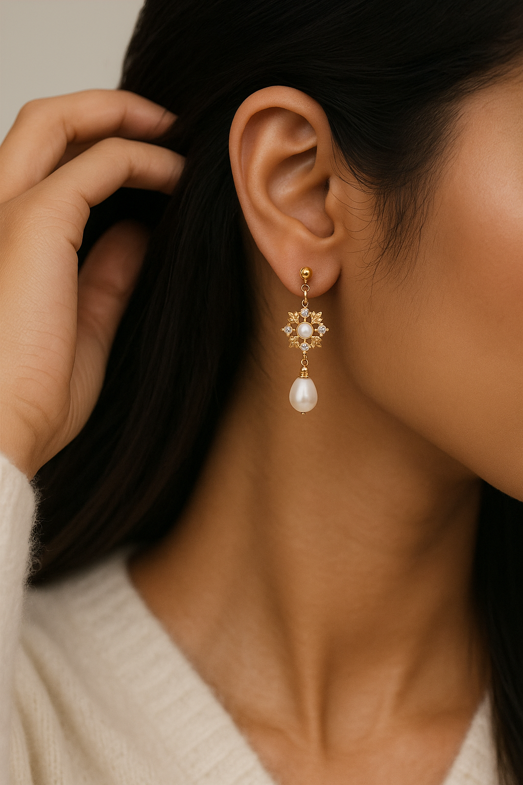 Guiding Star Esther Pearl Drop Earrings in 18K Gold Vermeil