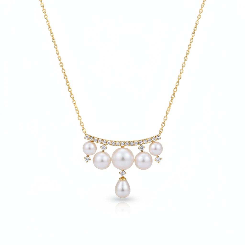 Guiding Star Nova Pearl Necklace in 18K Gold Vermeil