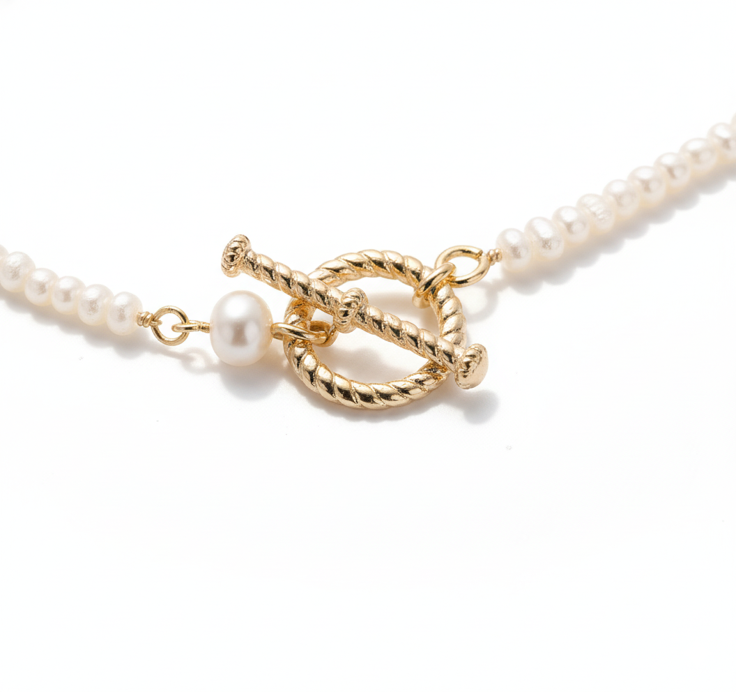Chic Escape Convertible Freshwater Pearl Necklace & Bracelet in 18K Gold