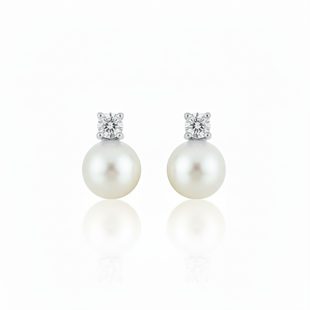 Love Unbound Freshwater Pearl Stud Earrings with Brilliant Stones in 18K Gold Vermeil