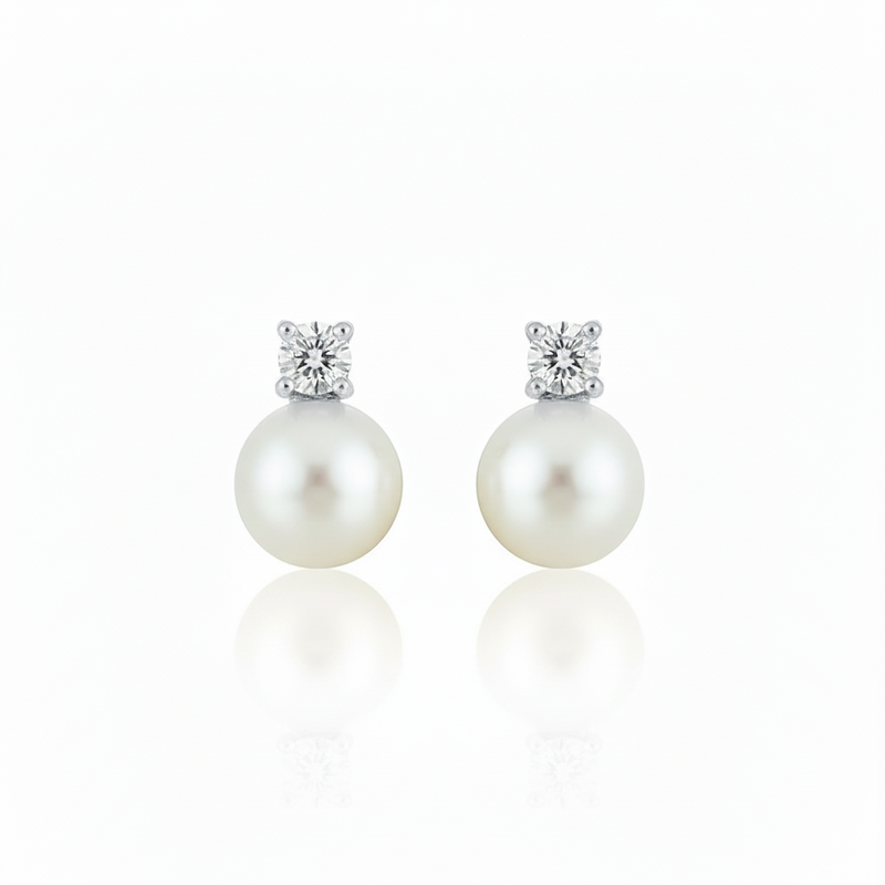 Love Unbound Freshwater Pearl Stud Earrings with Brilliant Stones in 18K Gold Vermeil