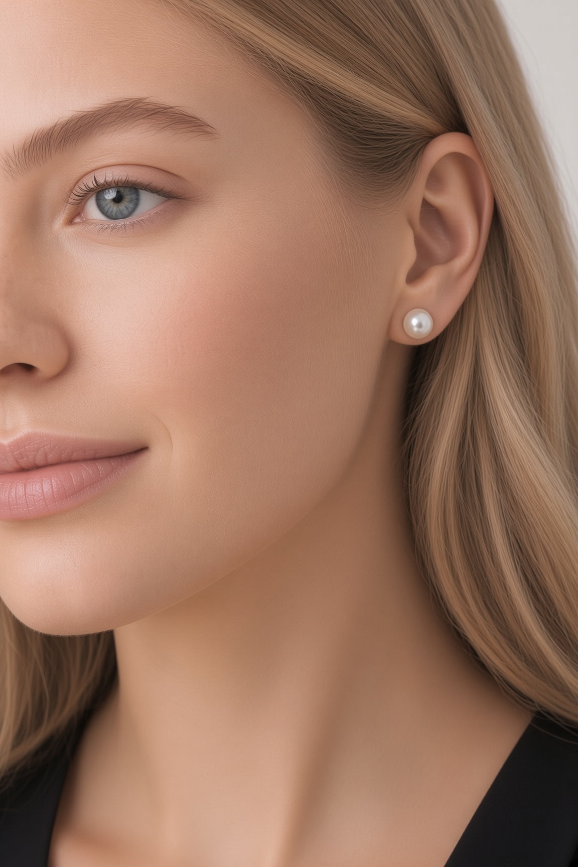 Love Unbound Freshwater Pearl Stud Earrings in 18ct Solid Gold