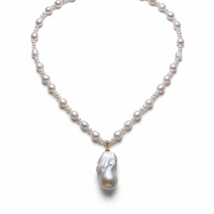 Baroque Sovereign Baroque Pearl Pendant Necklace in 18K Gold