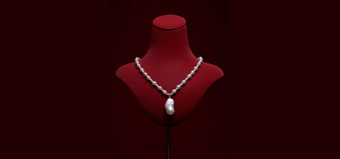 Baroque Sovereign Baroque Pearl Pendant Necklace in 18K Gold