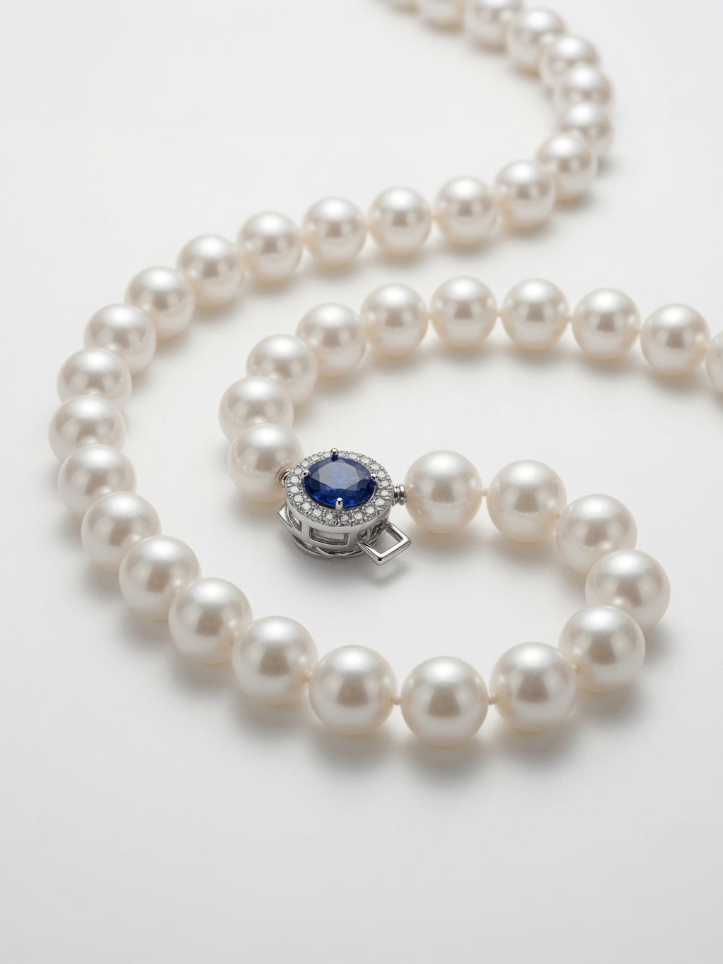 Love Unbound Shell Pearl Necklace with Sapphire Clasp