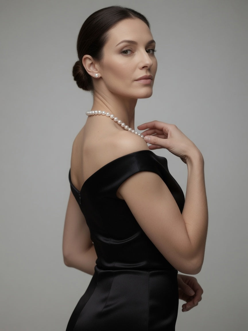 Love Unbound Shell Pearl Necklace with Sapphire Clasp