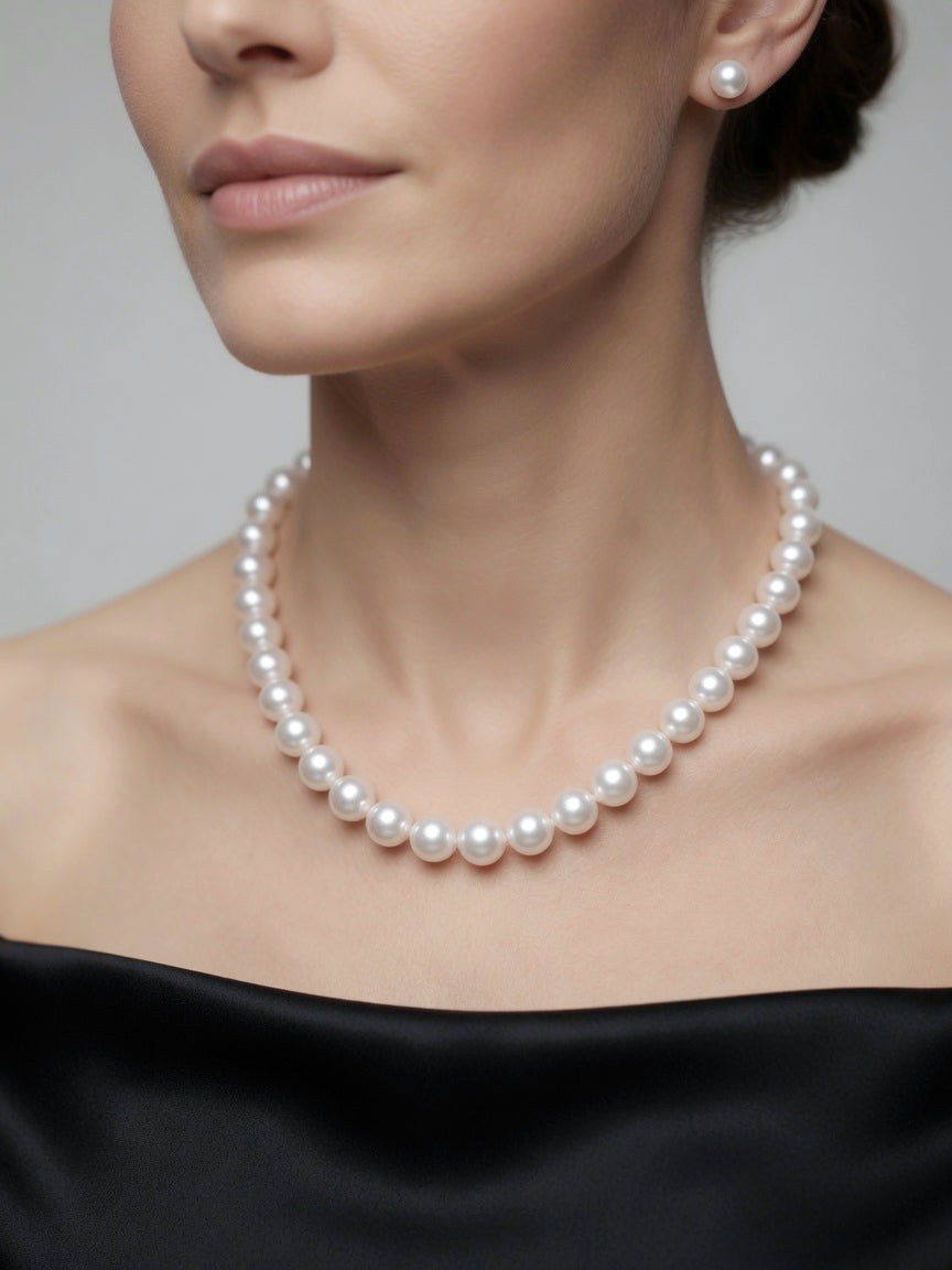 Love Unbound Shell Pearl Necklace with Sapphire Clasp