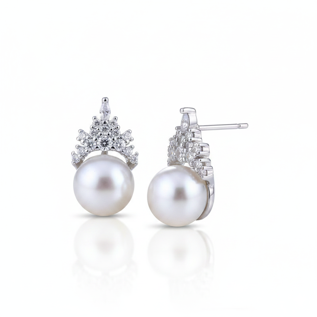 Love Unbound Signature Crown Freshwater Pearl Crown Necklace & Earrings Set