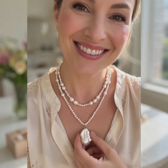 Baroque Sovereign 108 cm Freshwater Pearl Necklace in 18K Gold